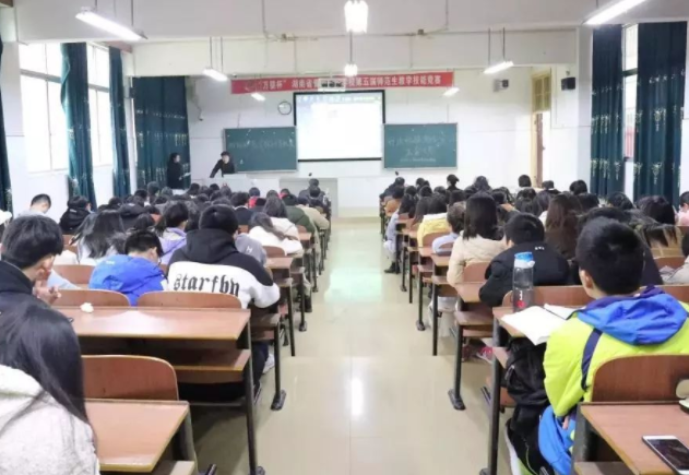 筑牢根基體現(xiàn)出以教育科技人才交融支撐高質(zhì)量發(fā)展的前瞻性布局